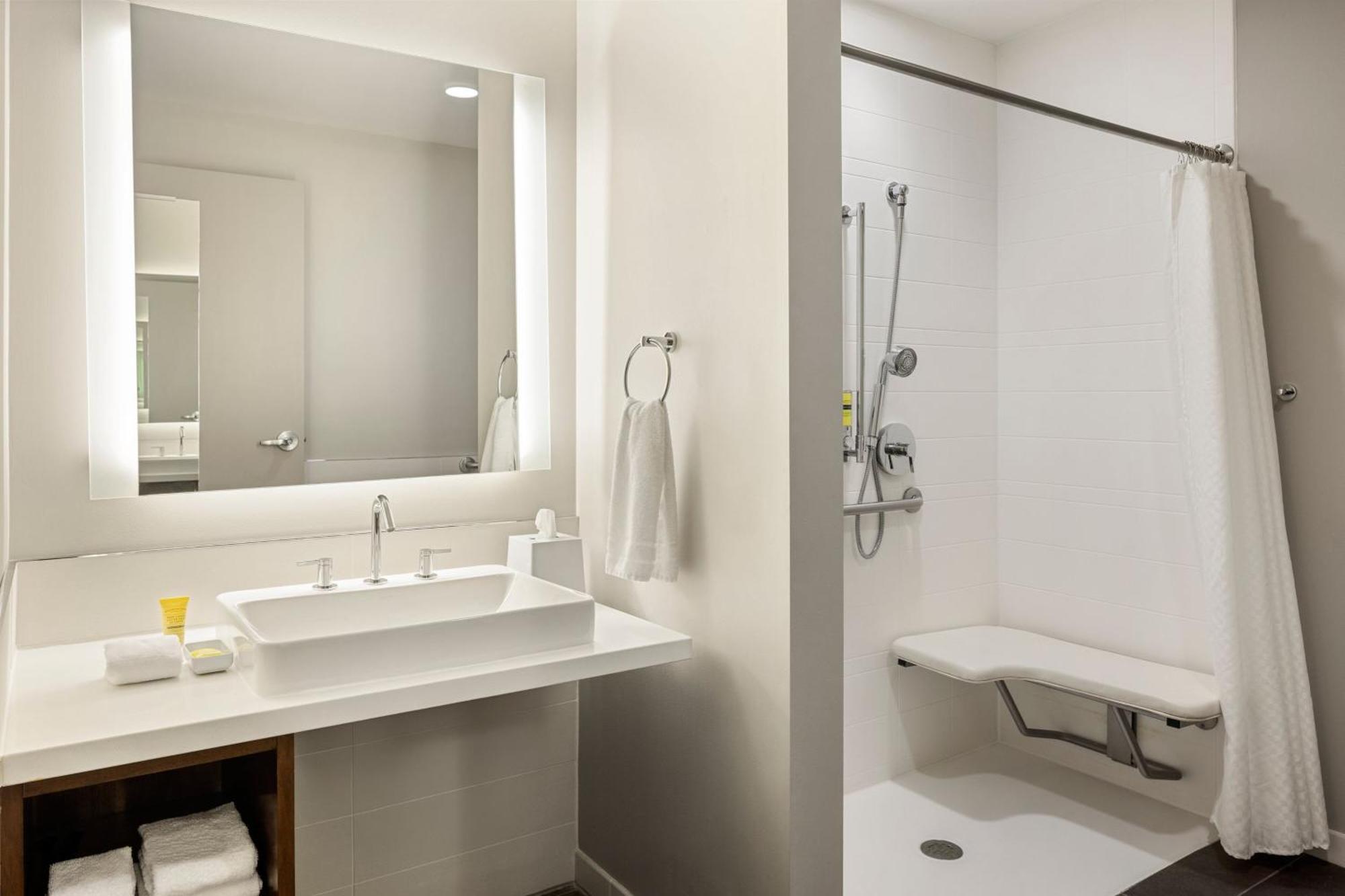 Element Bozeman Hotel Bagian luar foto